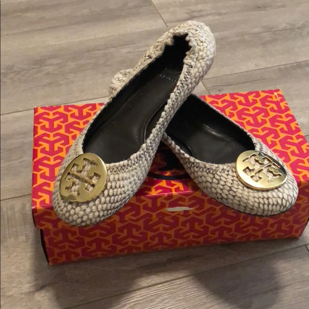 Tory Burch flat